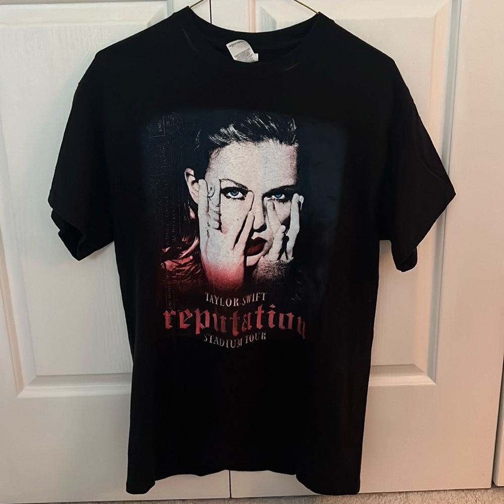 Taylor Swift Reputation T-Shirt